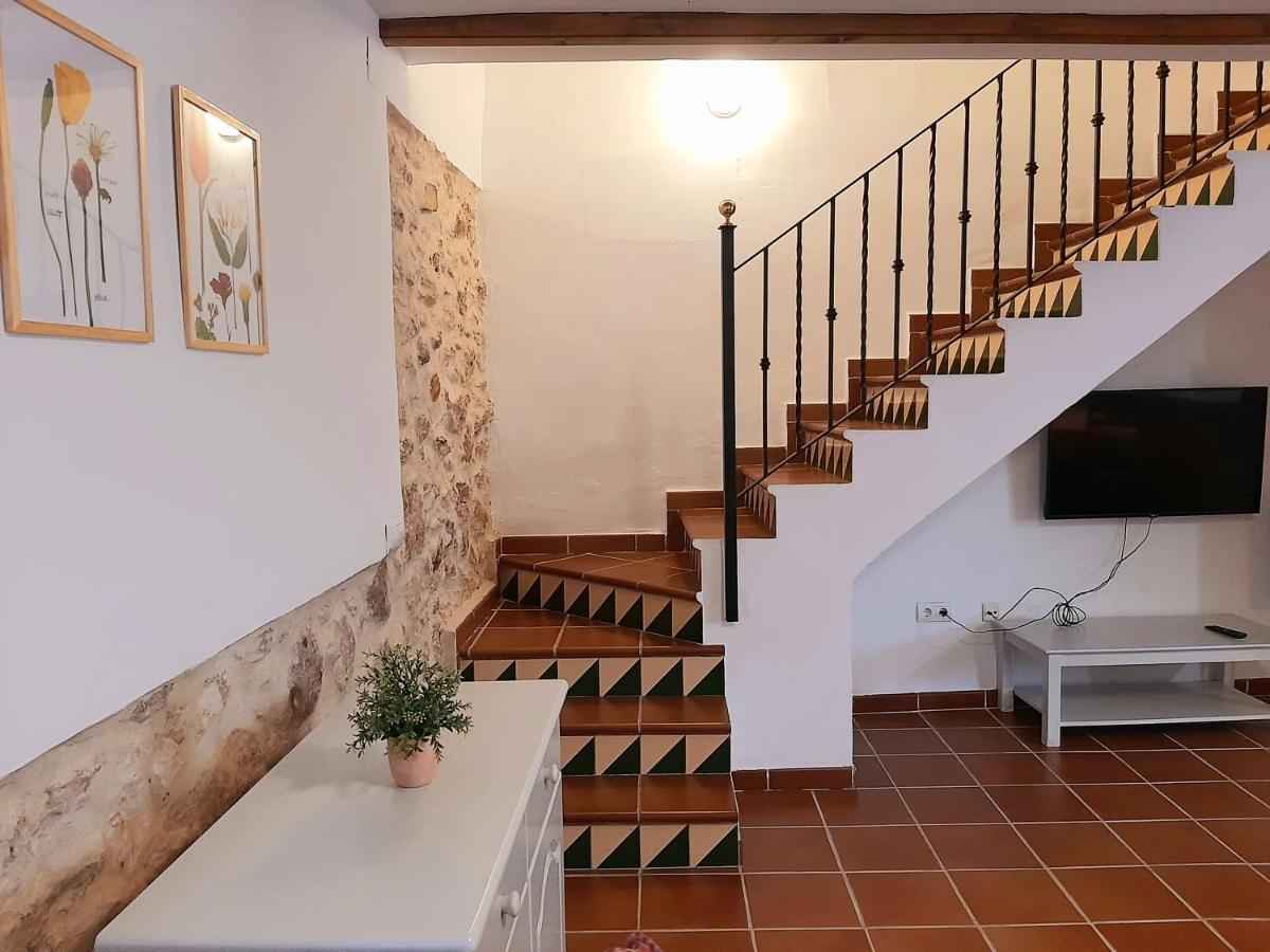 Masia De San Juan - Casas Numero 2 Y 4, Con Piscina En Masia Fortificada Segorbe Esterno foto